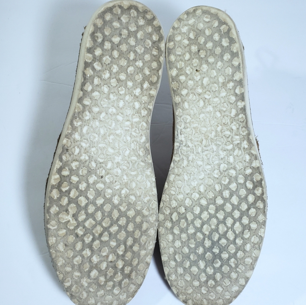 Toms Classic Tan Canvas Slipon Ballet Flats - Picture 6 of 7